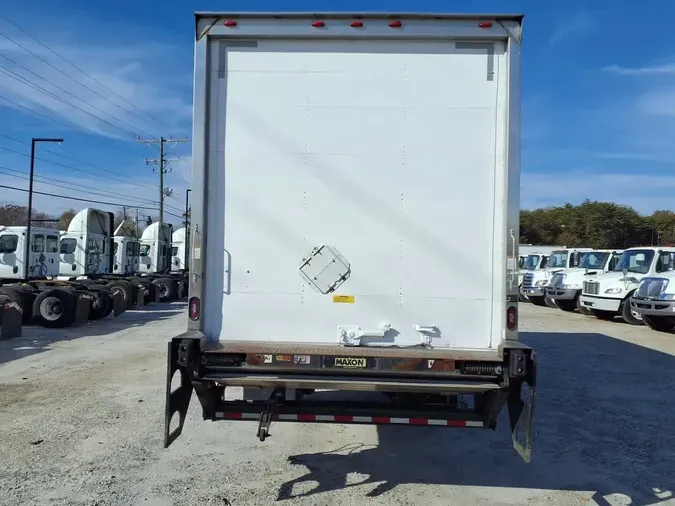 2018 FREIGHTLINER/MERCEDES M2 106