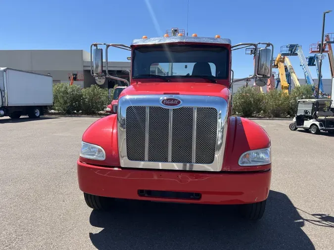 2021 Peterbilt 337