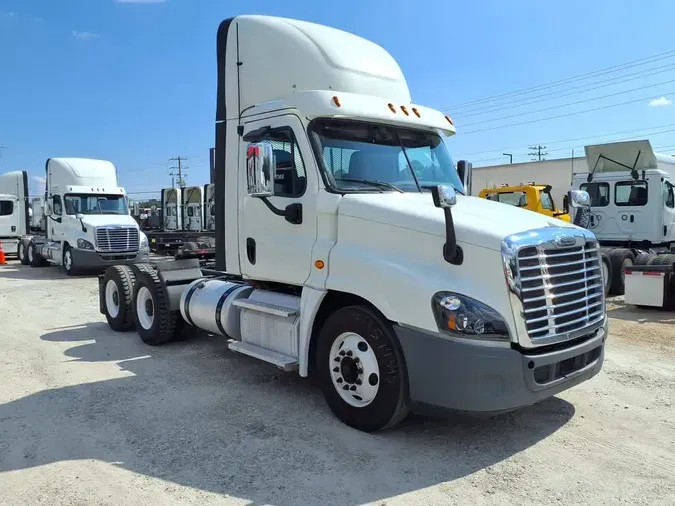 2020 FREIGHTLINER/MERCEDES CASCADIA 12544135f266ff7059ee43744c1ad4c90a4