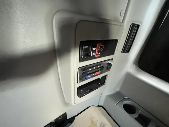 2021 International LT625
