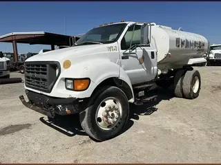 2003 FORD F650 SD