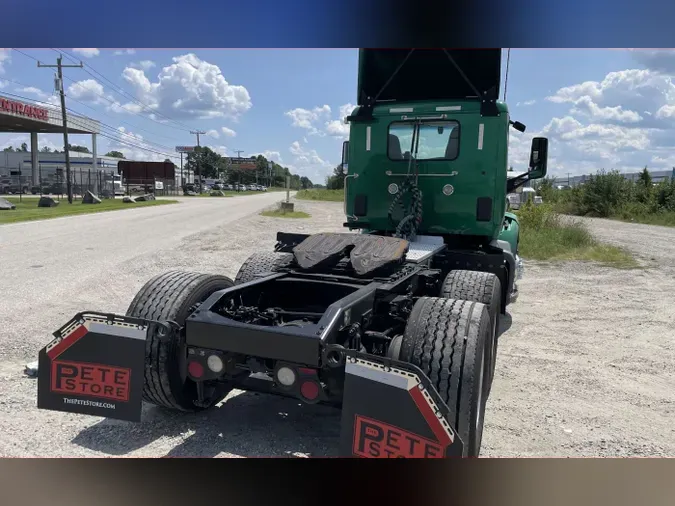 2020 Peterbilt 579