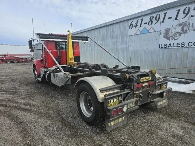 2018 KENWORTH T370