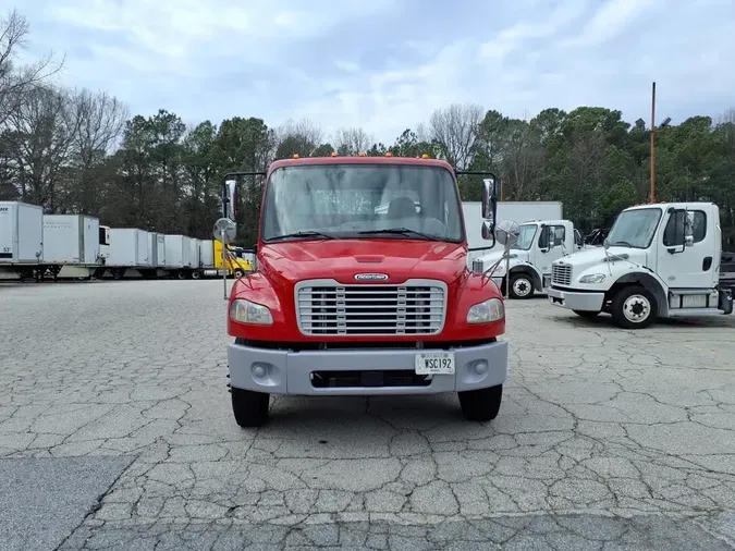 2019 FREIGHTLINER/MERCEDES M2 106