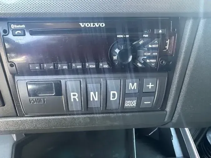 2021 Volvo VNL64T7604426c307e3a76bd944b99c23e41d90c1