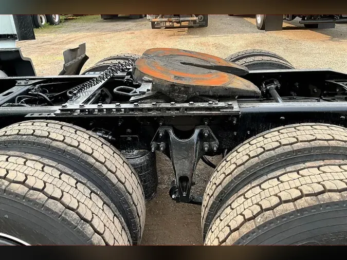 2021 INT LT625 6x4