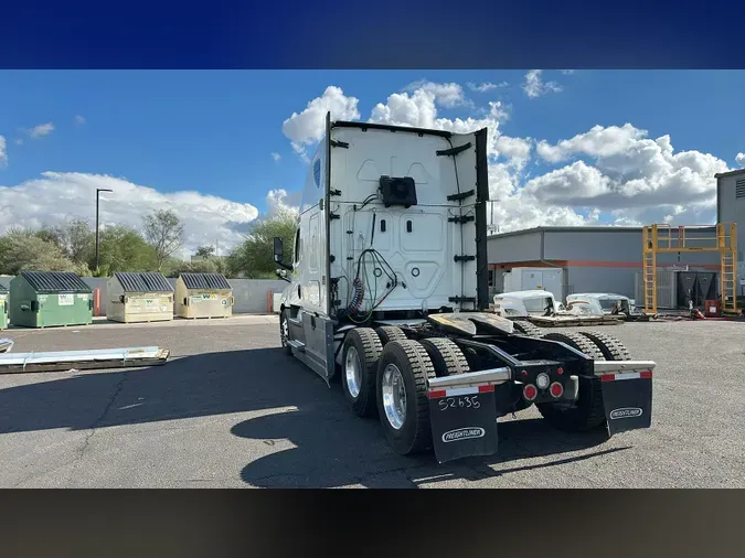 2022 Freightliner Cascadia 12644344da5576adbdcac3bb2806b7d1ac3
