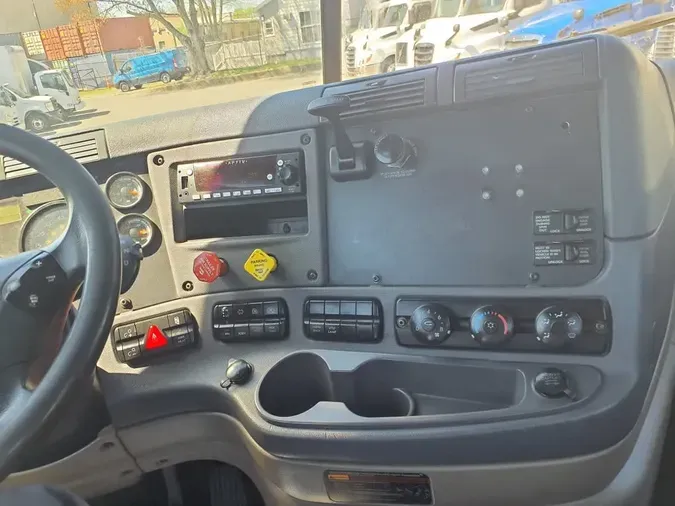 2016 FREIGHTLINER CASCADIA 125
