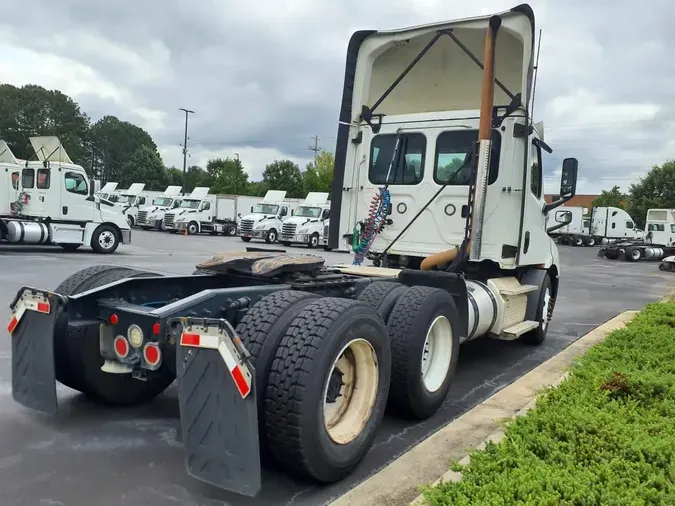 2019 FREIGHTLINER/MERCEDES NEW CASCADIA 116443a97c24731f9cc5c73b0502b58704a