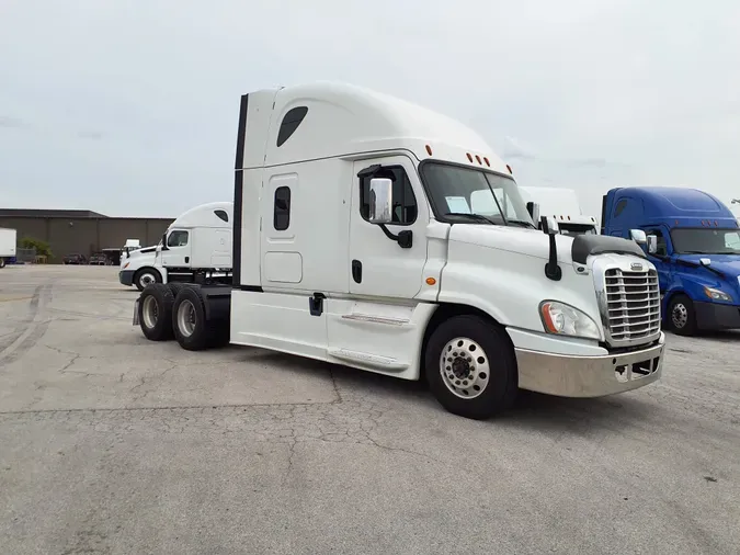 2018 FREIGHTLINER/MERCEDES CASCADIA 125