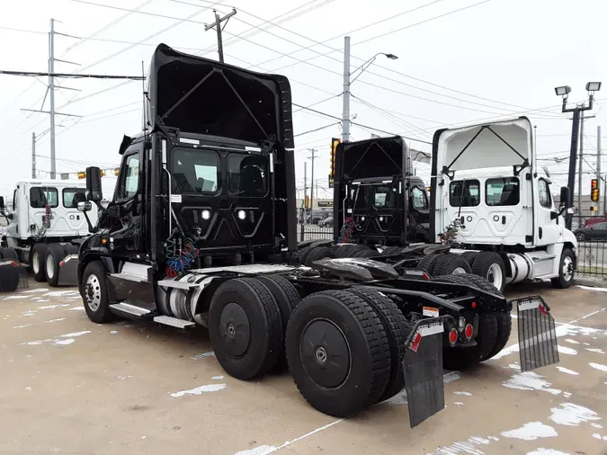 2019 FREIGHTLINER/MERCEDES CASCADIA 125