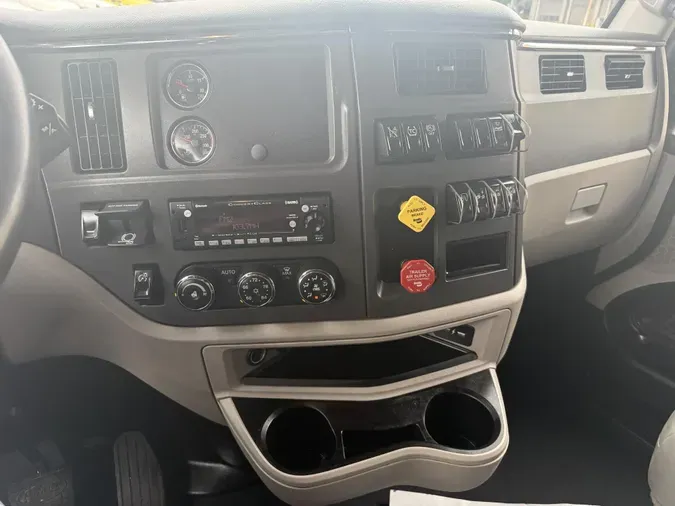 2022 Peterbilt 579