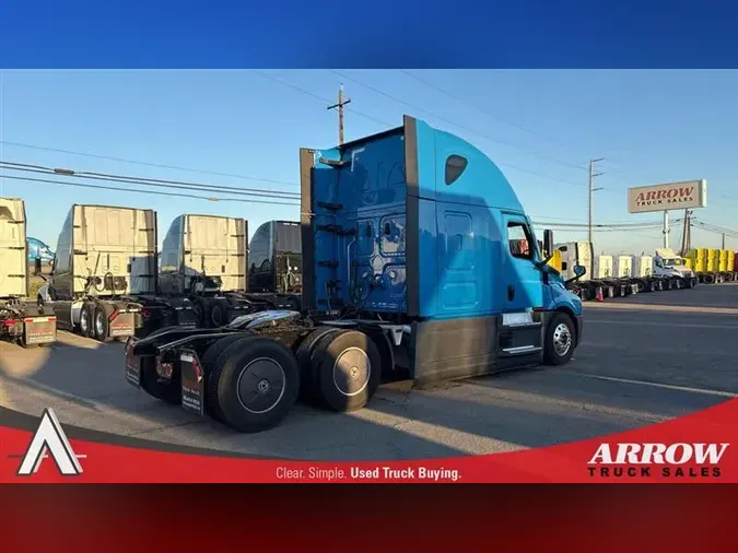 2022 FREIGHTLINER CA126