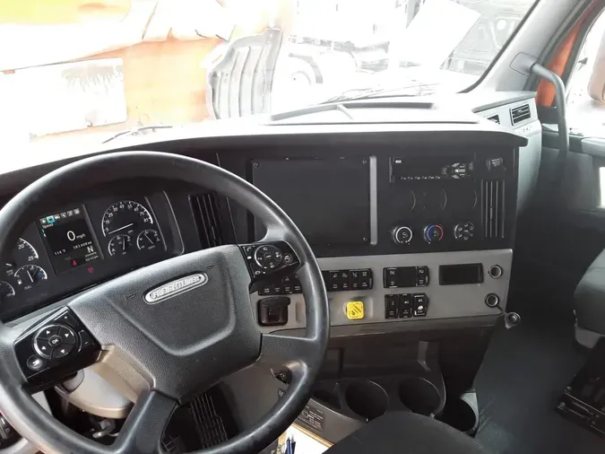 2019 FREIGHTLINER NEW CASCADIA PX12664