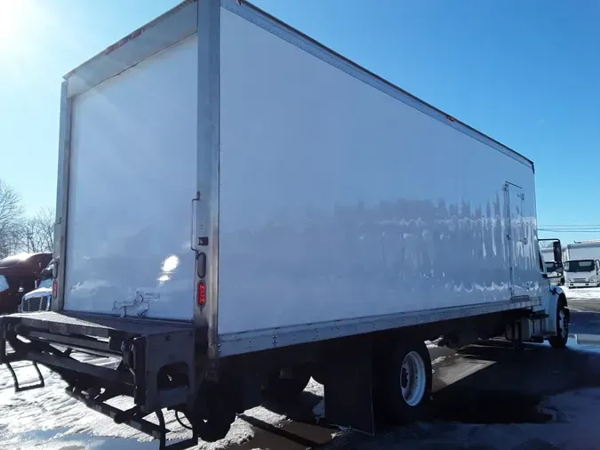 2015 FREIGHTLINER/MERCEDES M2 106