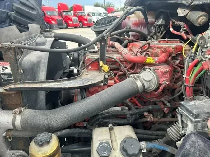 2016 Freightliner Business Class M2 106