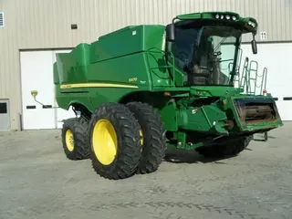 2014 John Deere S670