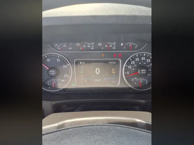 2019 NAVISTAR INTERNATIONAL LT625 DAYCAB T/A