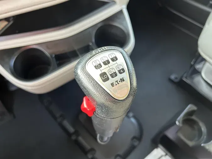 2023 Peterbilt 579