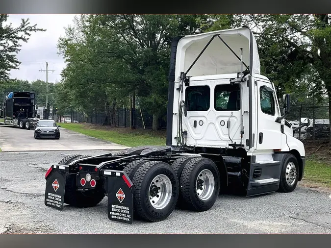 2022 FRG CASCADIA