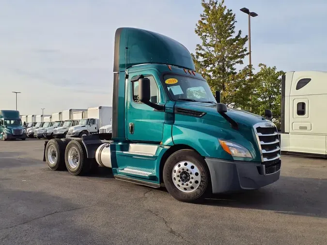 2019 FREIGHTLINER/MERCEDES NEW CASCADIA PX12664