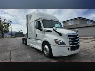 2023 FREIGHTLINER CASCADIA 126