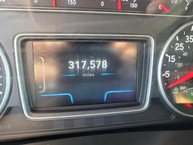 2023 International LT625