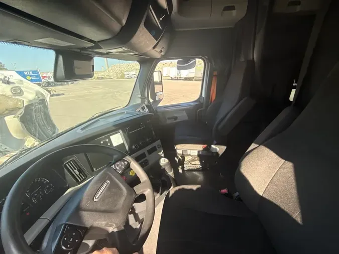2022 FREIGHTLINER/MERCEDES NEW CASCADIA PX12664