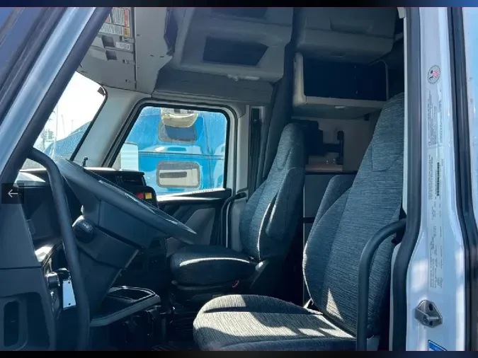 2026 VOLVO VNL64T86044568ec11e7aa82191a166f3a3cf4832