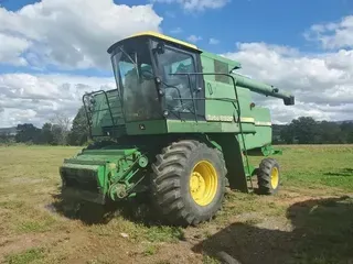 1983 John Deere 8820