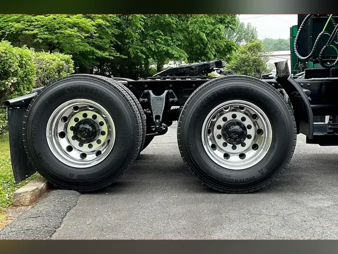 2022 INT LT625 6x4
