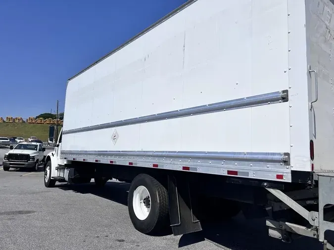 2019 Freightliner Business Class M2 106
