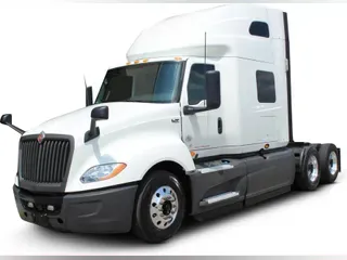 2020 International LT625
