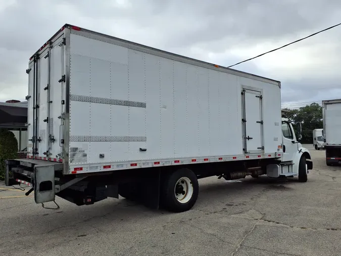 2017 FREIGHTLINER/MERCEDES M2 106