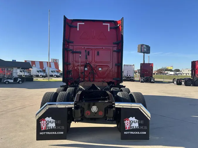 2021 Freightliner Cascadia