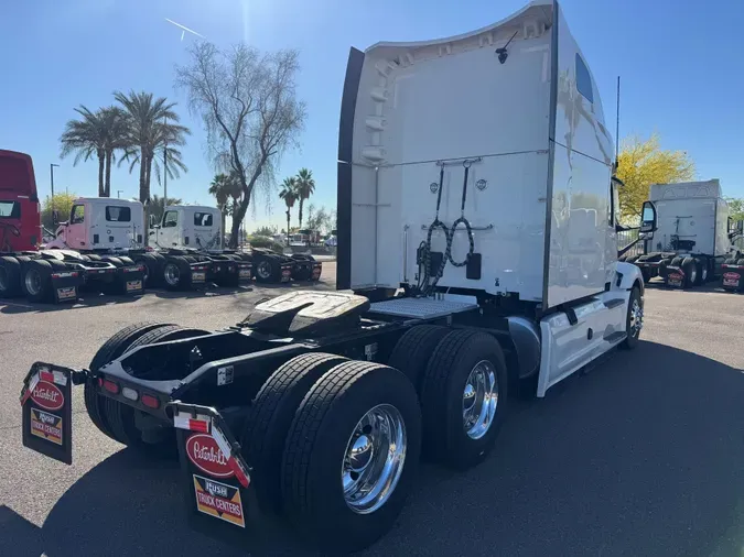 2024 Peterbilt 579