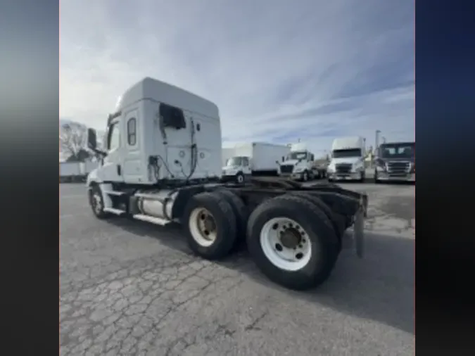 2020 FREIGHTLINER/MERCEDES NEW CASCADIA PX126644467e93bd107812d5e9955b0f7a54f18