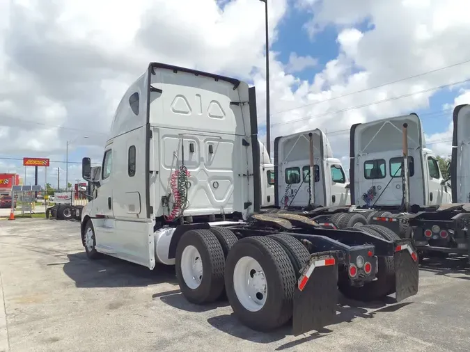 2020 FREIGHTLINER NEW CASCADIA PX12664