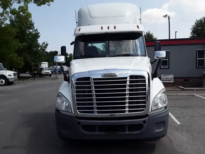 2020 FREIGHTLINER/MERCEDES CASCADIA 125446fbe134efdf18231f7684fc804c50f