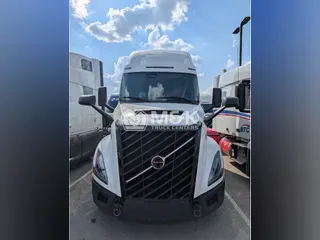 2026 VOLVO VNL64T860