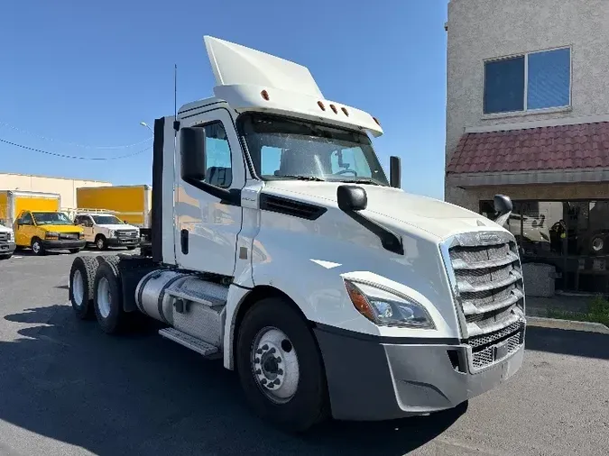 2018 Freightliner T12664ST4471dd4103077ea516073493418cfd13