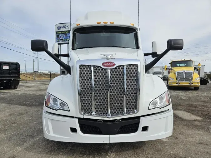 2023 PETERBILT 579