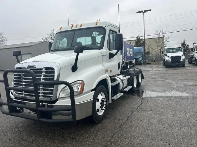 2015 Freightliner Cascadia
