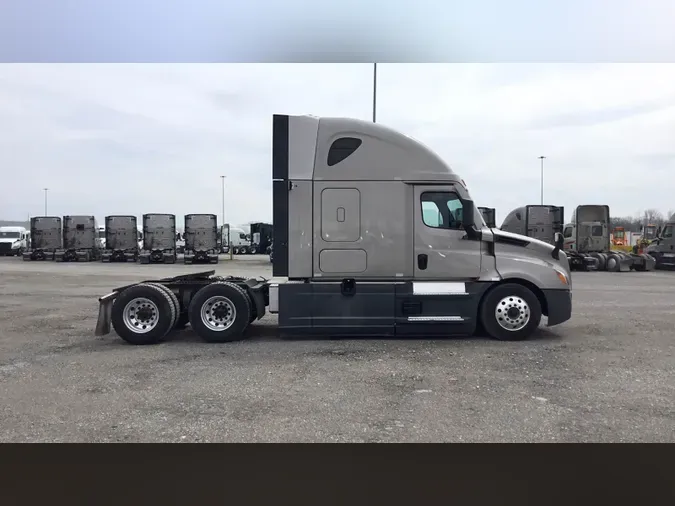 2022 Freightliner Cascadia 1264475d18fb87c8027debb77fcf3d022b1