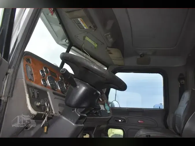 2009 PETERBILT 365