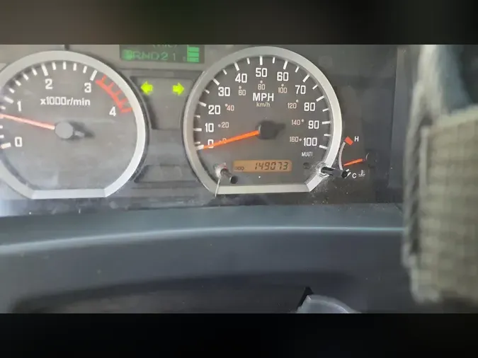 2017 ISUZU NPR