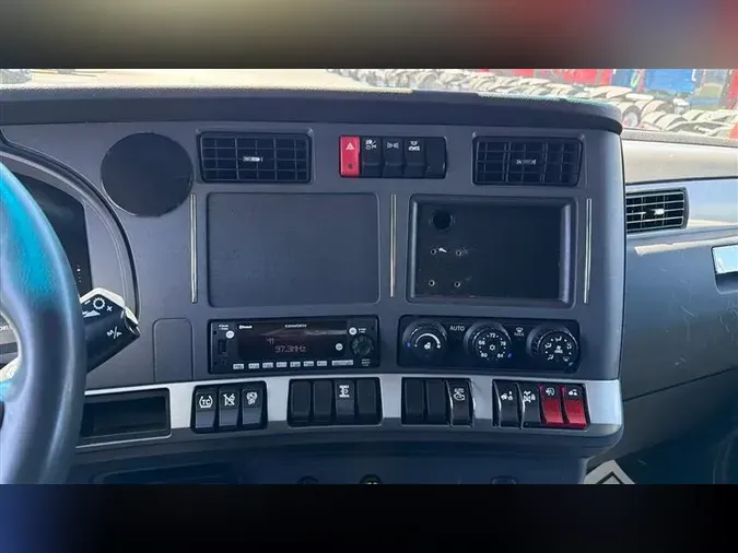 2022 KENWORTH T680
