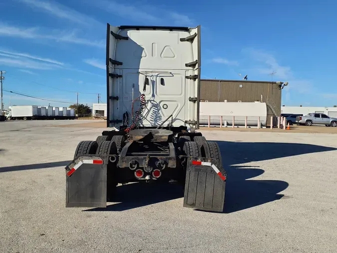 2019 FREIGHTLINER/MERCEDES CASCADIA 125