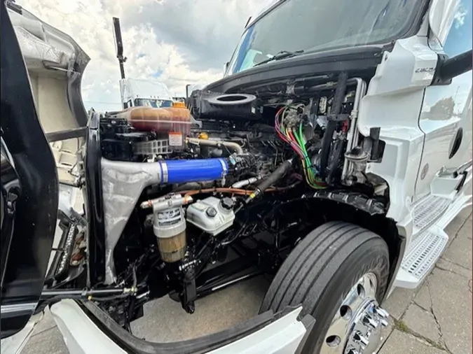 2024 Freightliner Cascadia 126