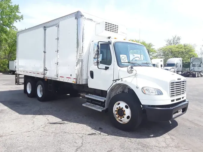 2019 FREIGHTLINER M2 106